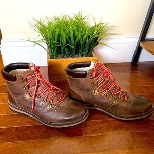Beautiful brown boots. 8.5 men.